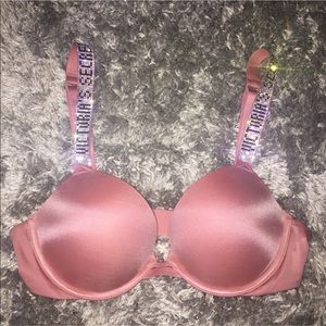 34B PUSH UP *worn once* tried on once 💝